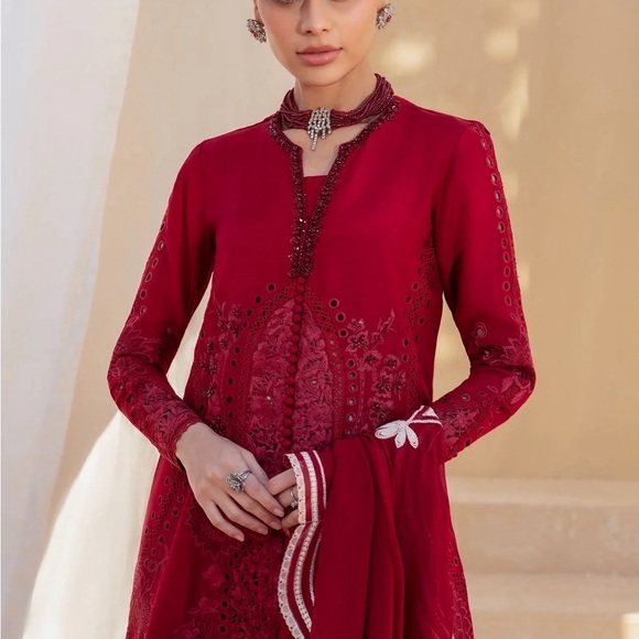 NWT Saira Rizwan Korean Raw Silk 4 piece with slip - Picture 4 of 9